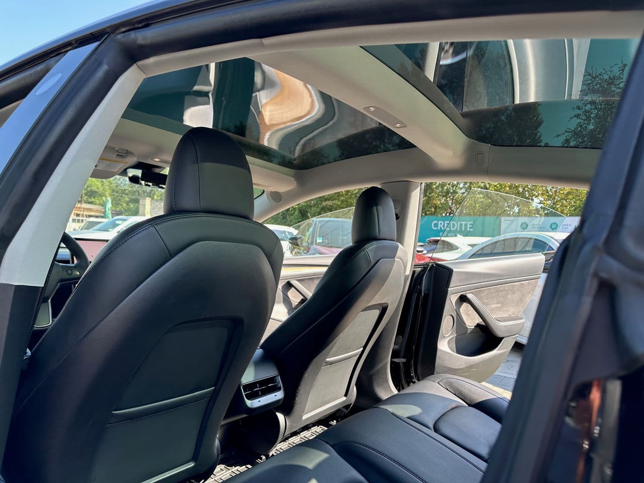 Tesla Model 3 2023 — Миниатюра 15