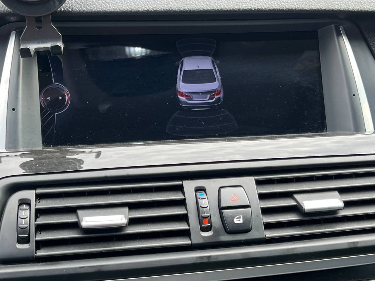 BMW 520 2016 — Миниатюра 10