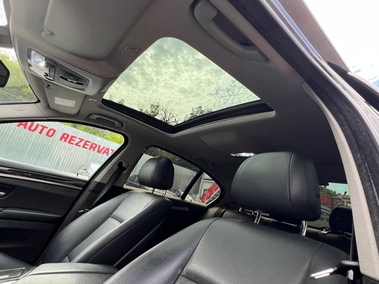 BMW 520 2016 — Миниатюра 13