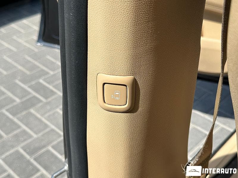 Kia Carnival 2016 — Миниатюра 16