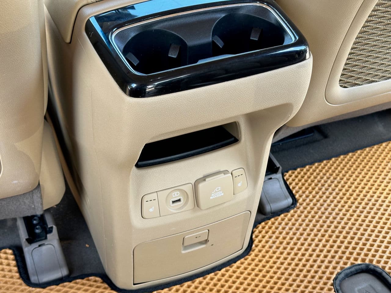 Kia Carnival 2016 — Миниатюра 12