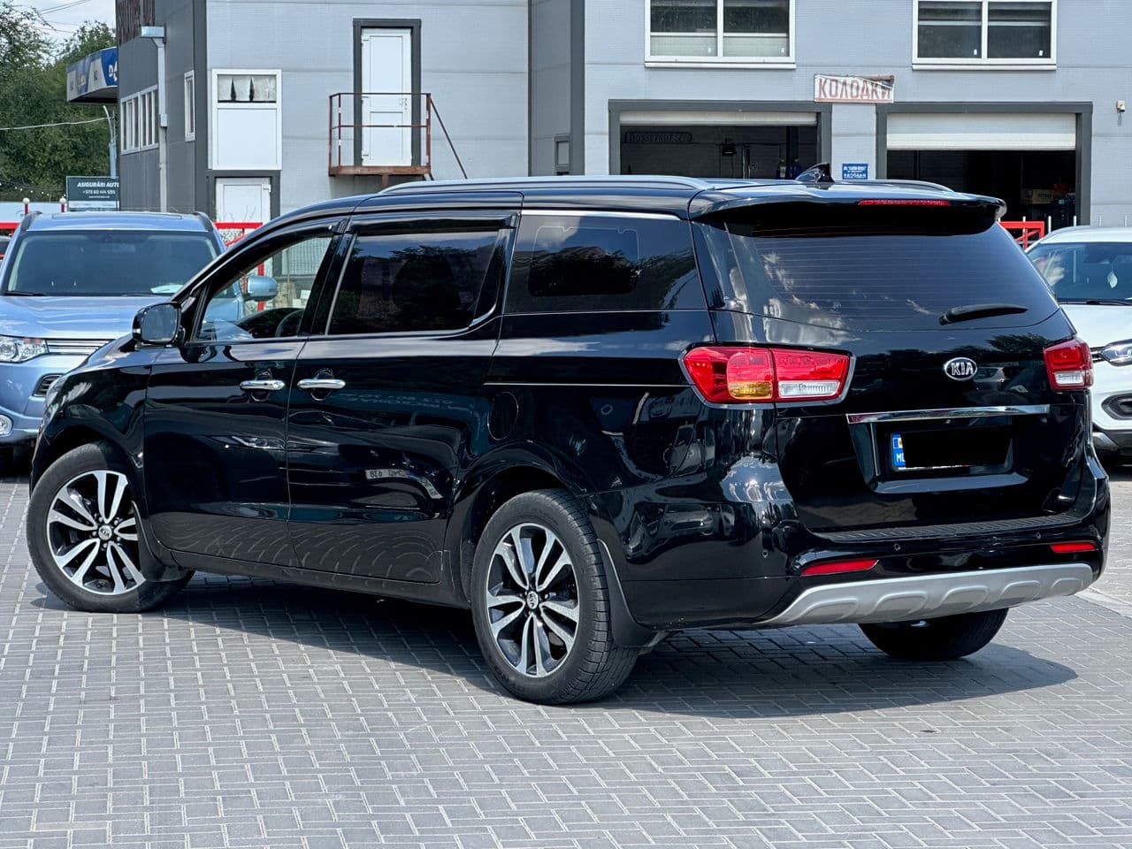 Kia Carnival 2016 — Миниатюра 4