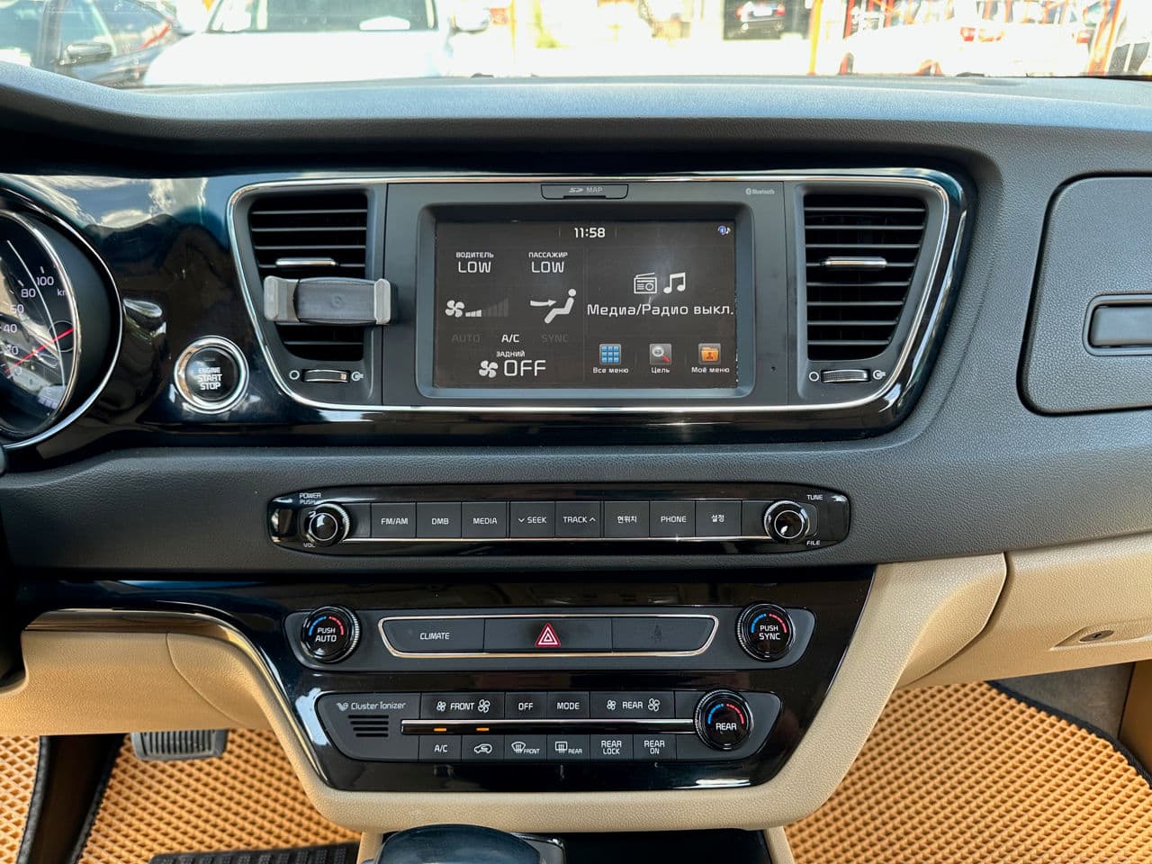 Kia Carnival 2016 — Миниатюра 11