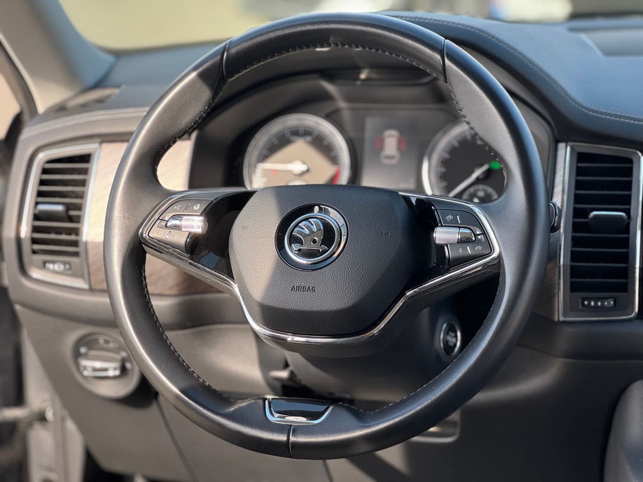 Skoda Kodiaq 2022 — Миниатюра 7