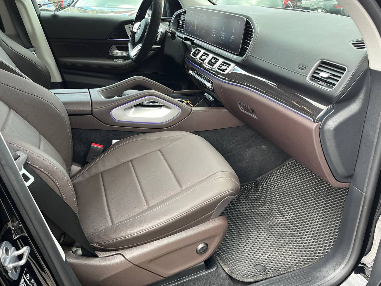 Mercedes GLS 450 2023 — Миниатюра 7