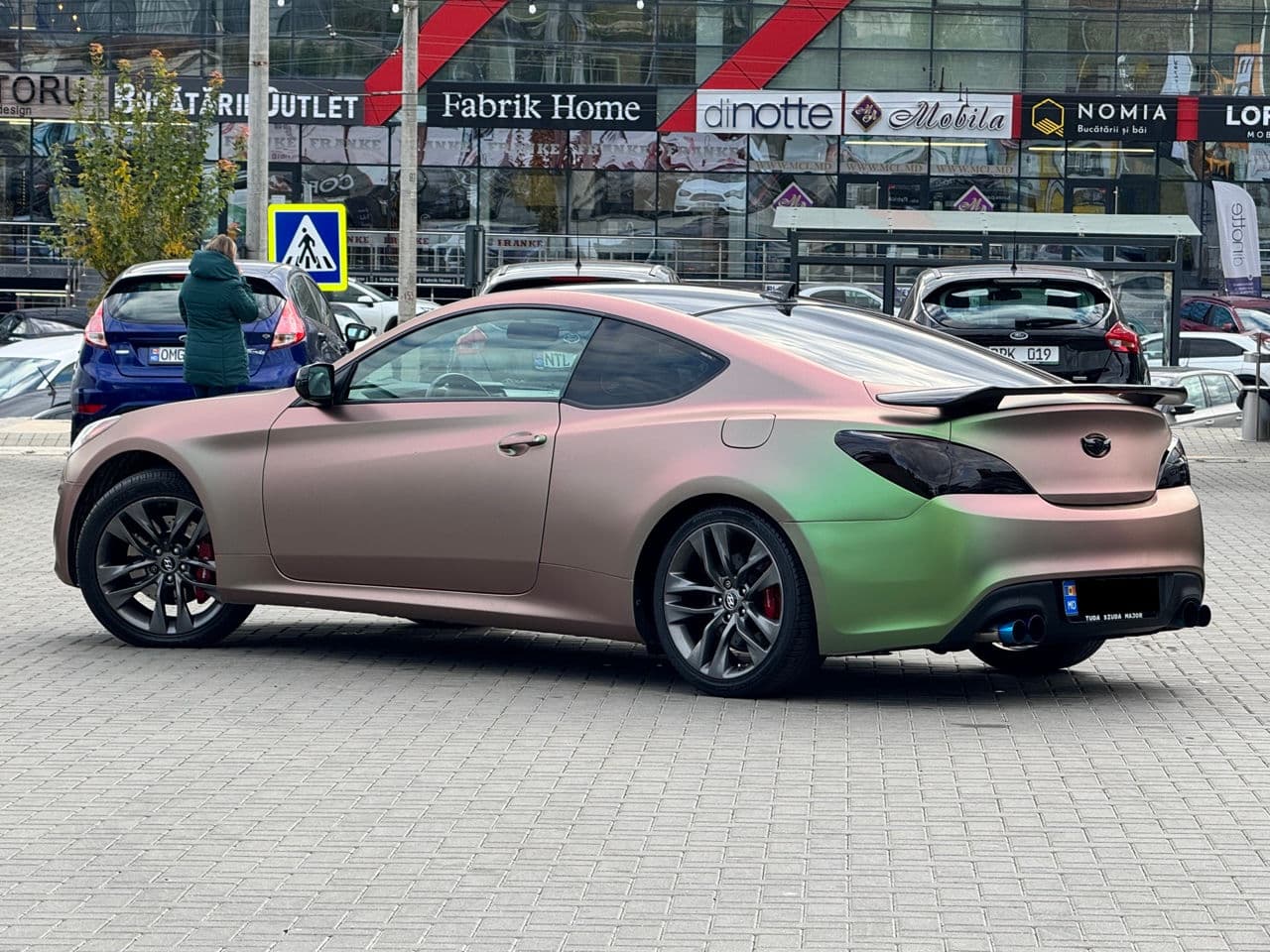 Hyundai Genesis 2012 — Миниатюра 4