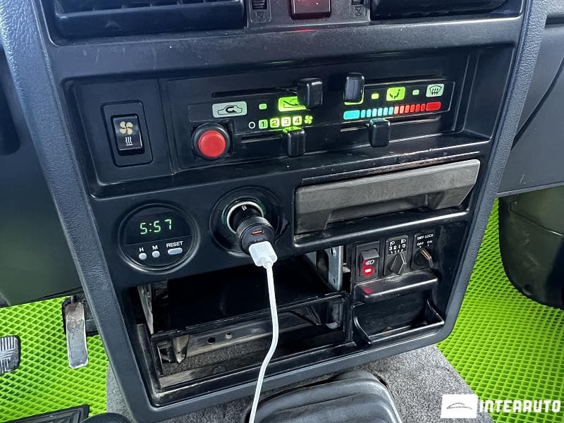 Nissan Patrol 1997 — Миниатюра 8