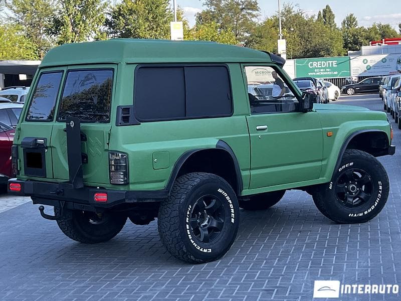 Nissan Patrol 1997 — Миниатюра 3