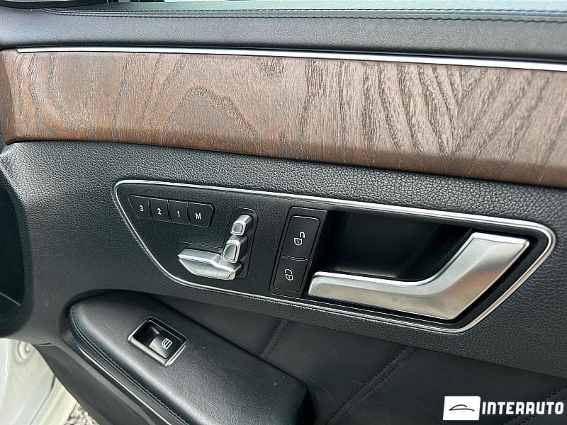 Mercedes E 300h 2013 — Миниатюра 17