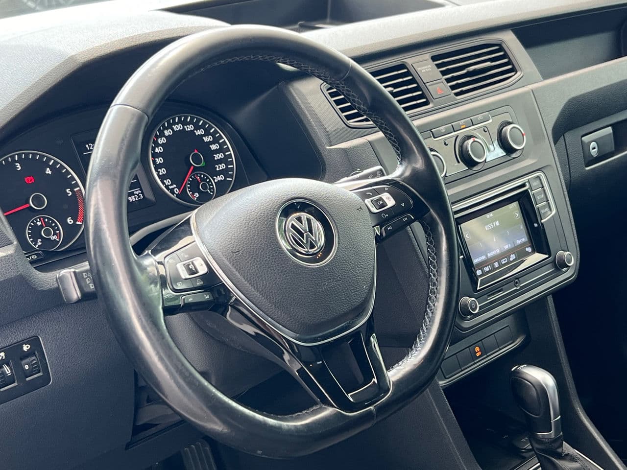 Volkswagen Caddy 2017 — Миниатюра 7