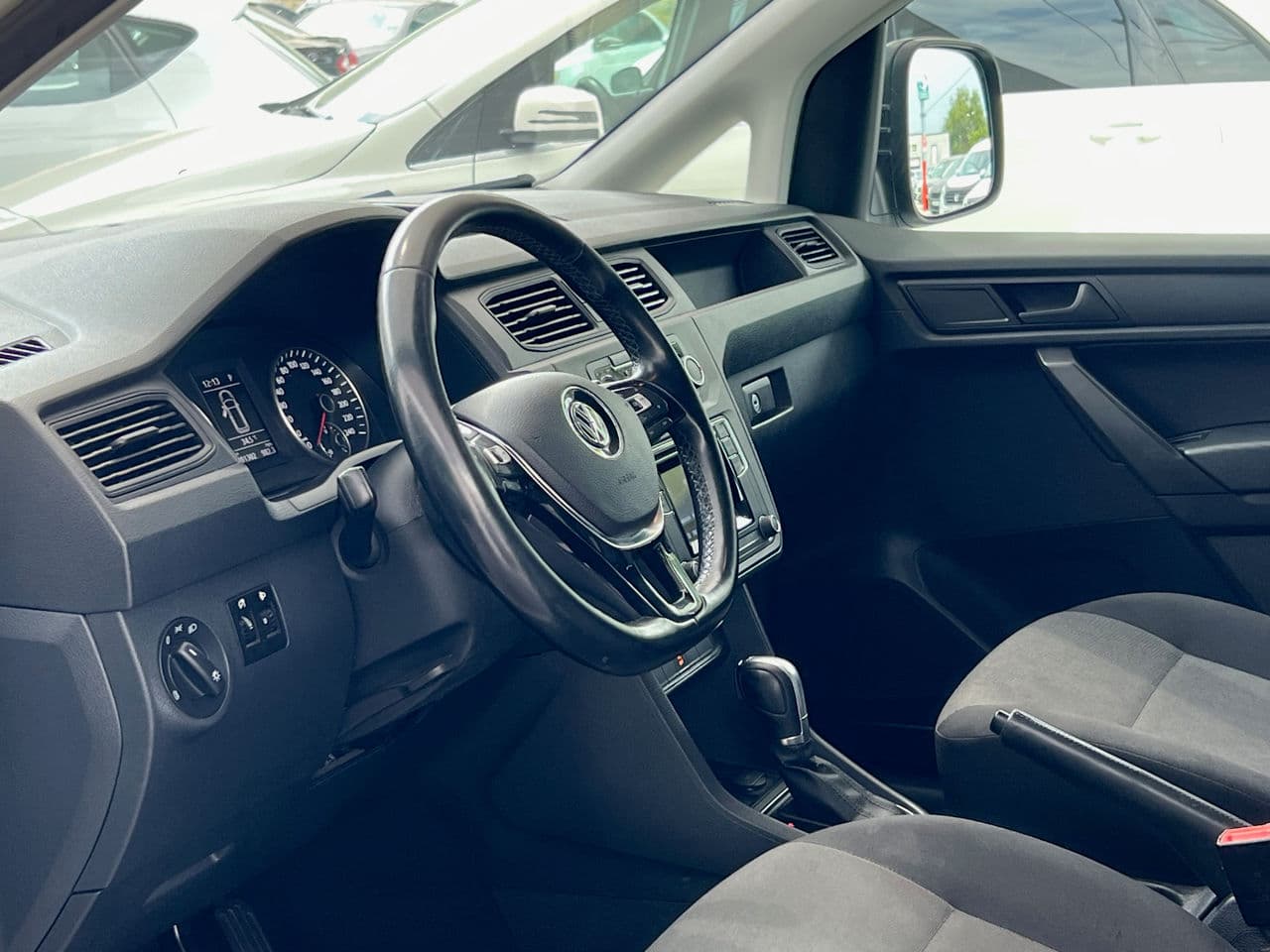 Volkswagen Caddy 2017 — Миниатюра 6