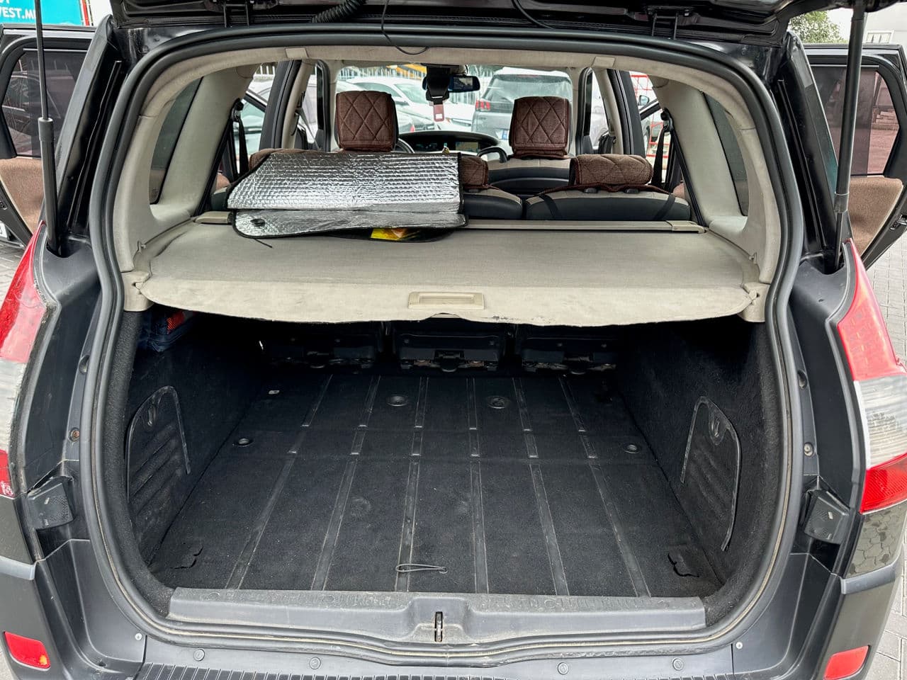 Renault Grand Scenic 2009 — Миниатюра 15