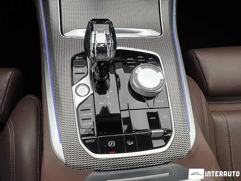 2021 BMW X5 2.5D — Miniatură 12