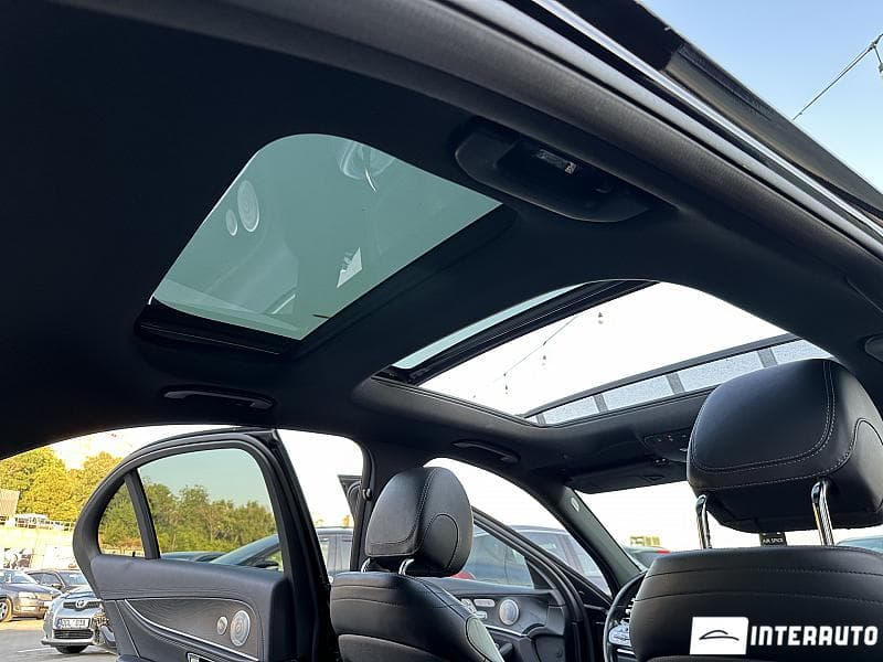 Mercedes E 220 2020 — Миниатюра 15