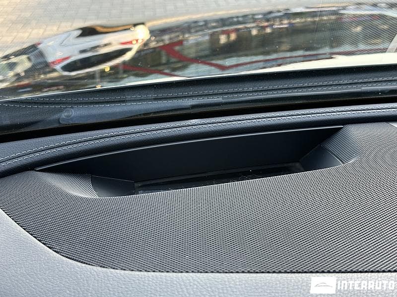 Mercedes E 220 2020 — Миниатюра 8