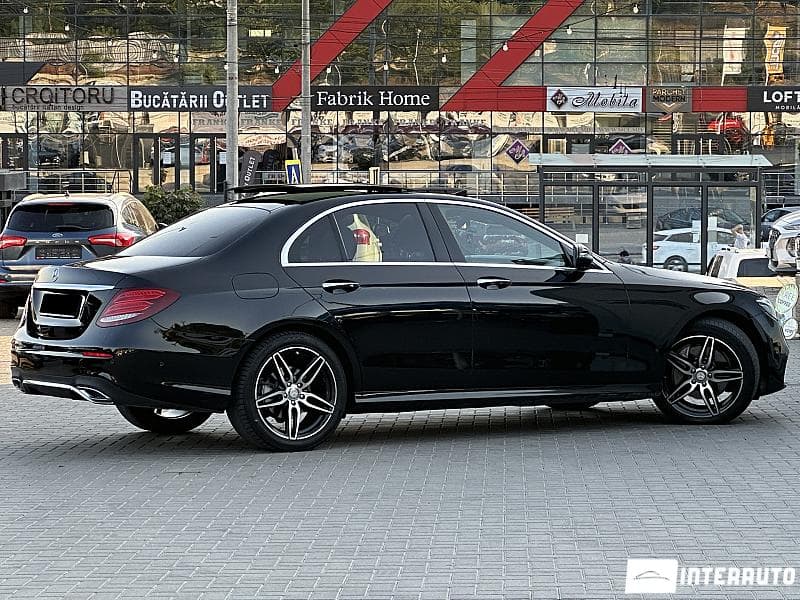 Mercedes E 220 2020 — Миниатюра 3