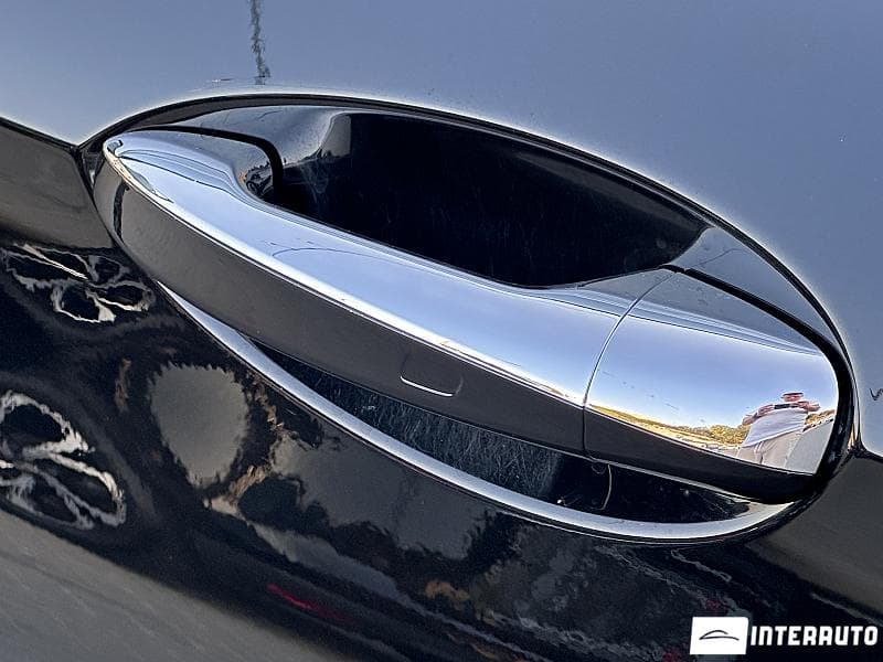 Mercedes E 220 2020 — Миниатюра 17