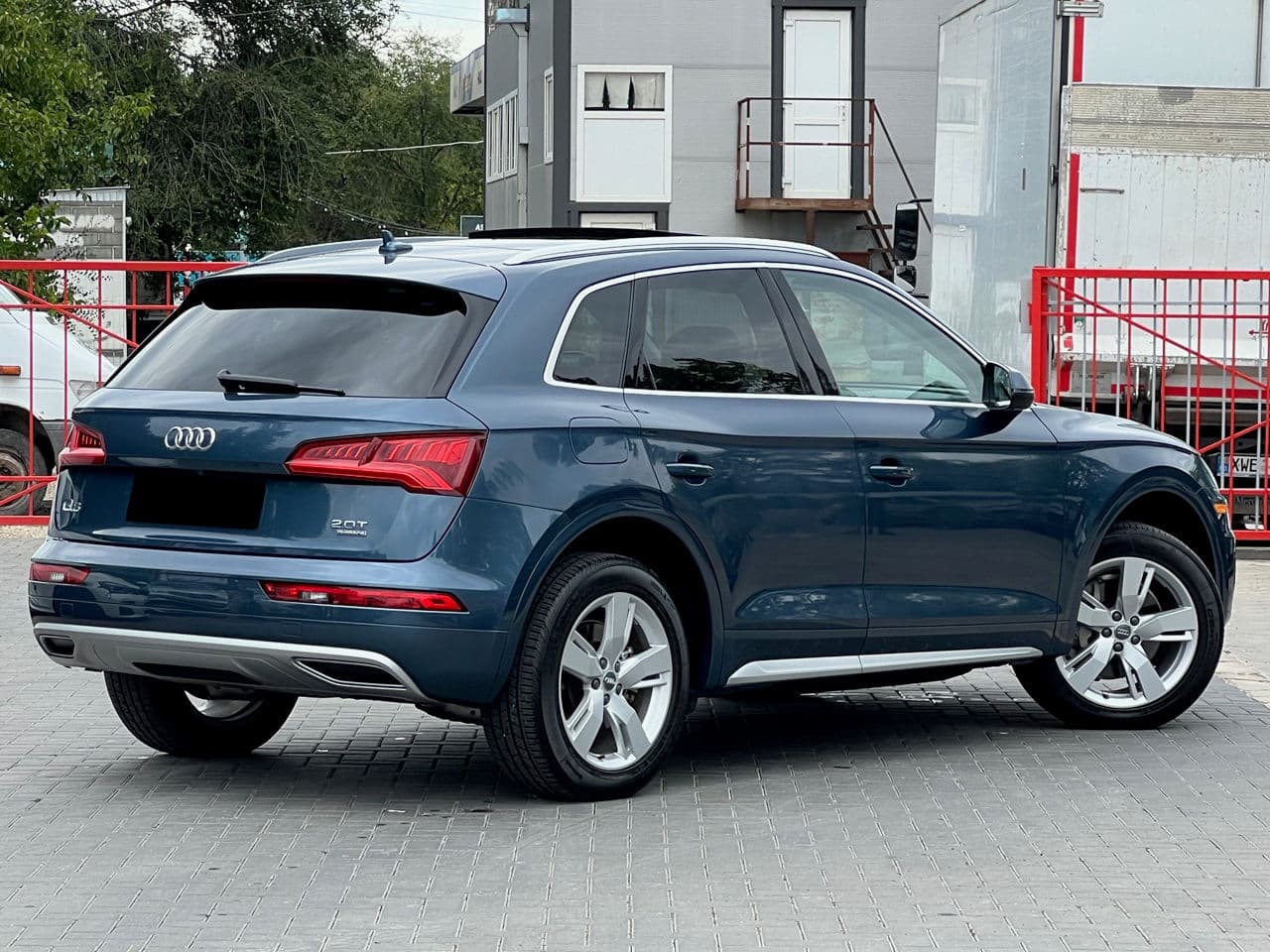 Audi Q5 2018 — Миниатюра 3