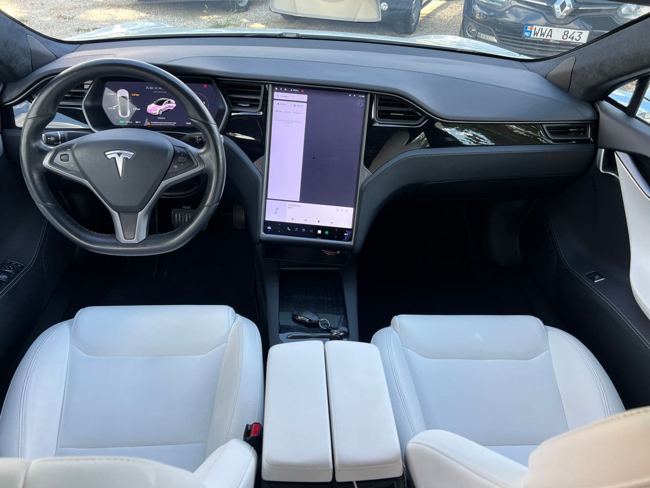 Tesla Model S 2020 — Миниатюра 8