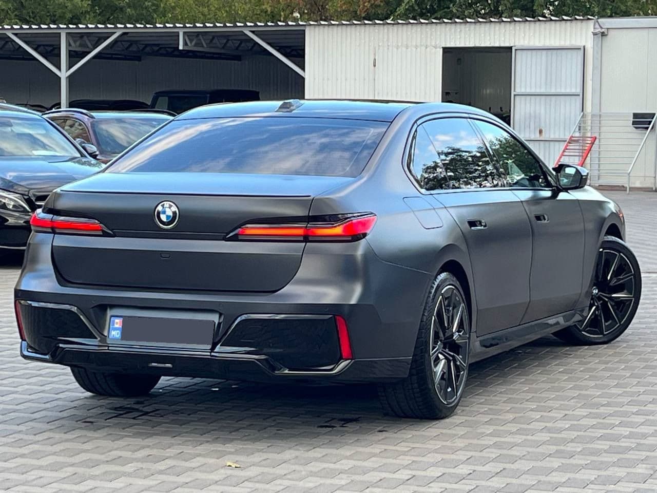 BMW 740 2023 — Миниатюра 4