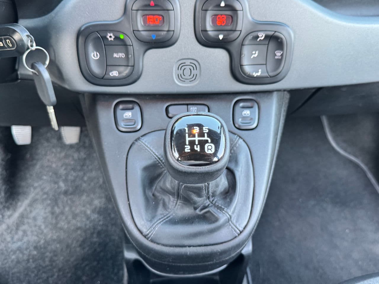 Fiat Panda 2019 — Миниатюра 11
