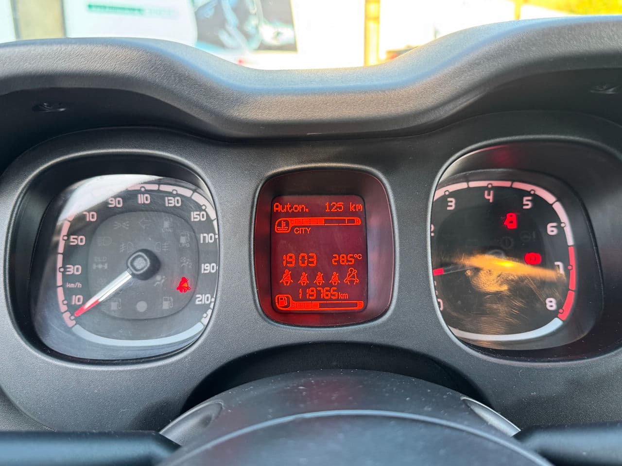 Fiat Panda 2019 — Миниатюра 8