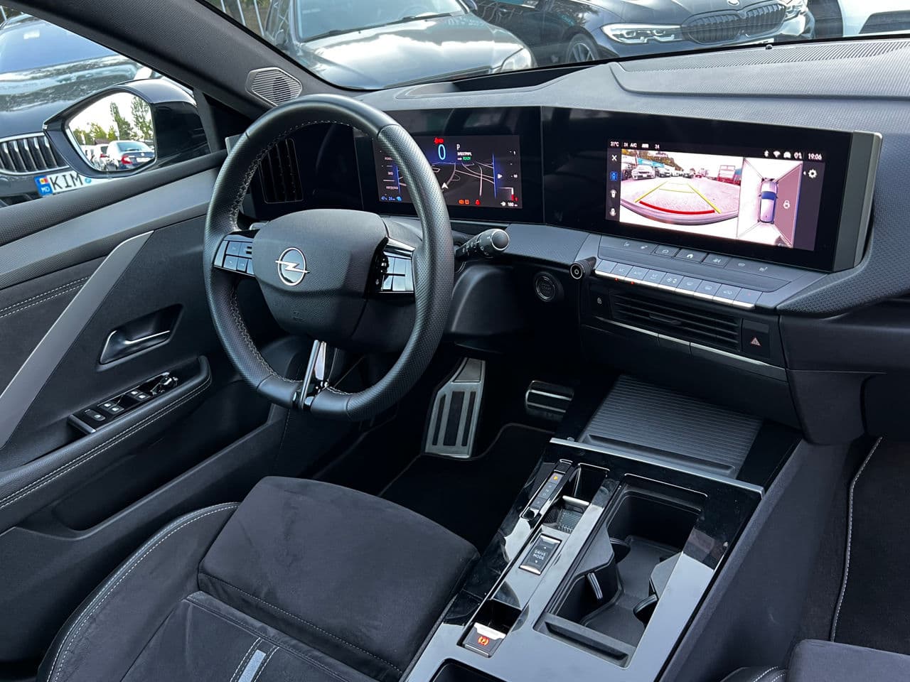 Opel Astra 2022 — Миниатюра 7
