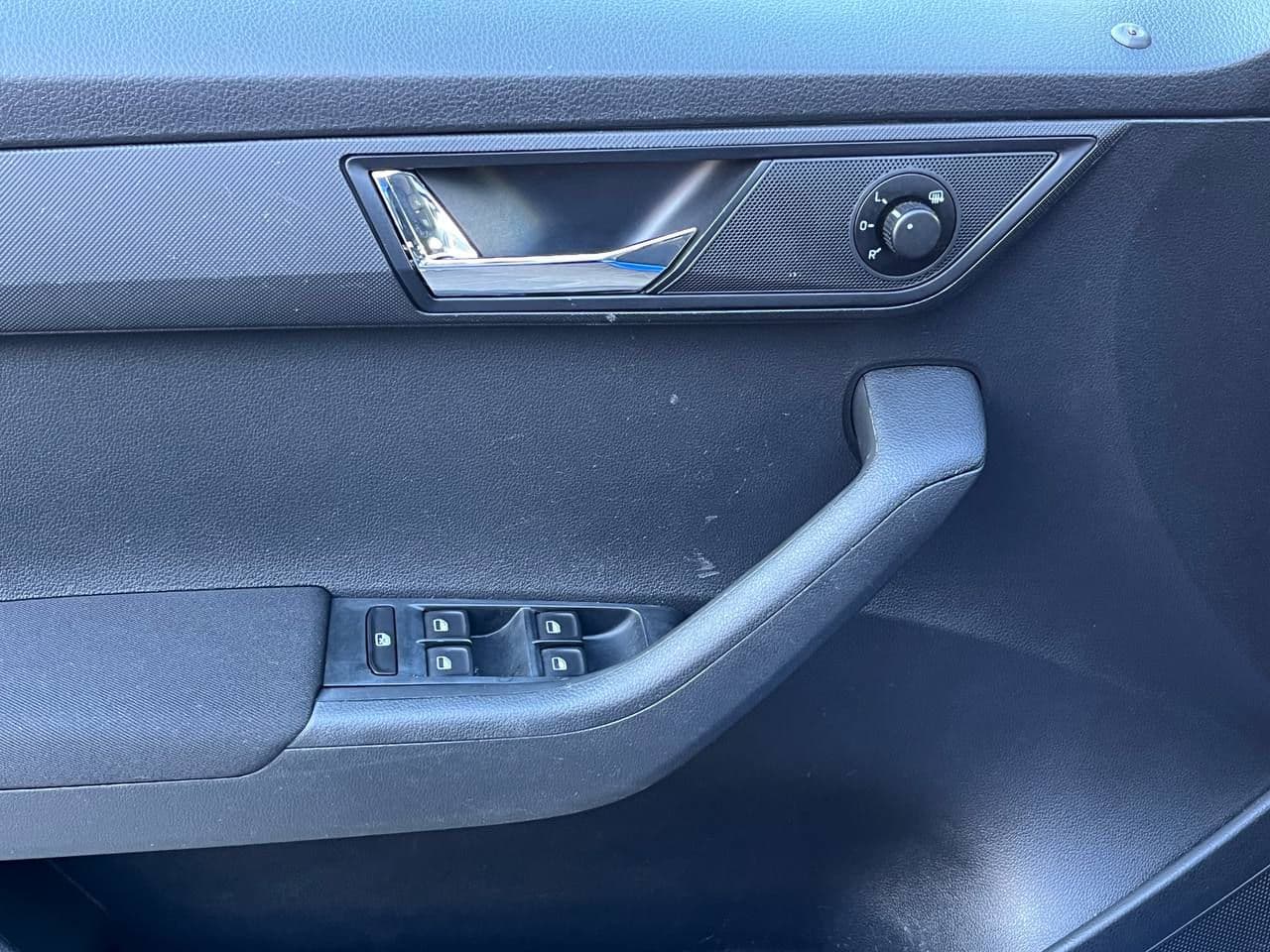 Skoda Fabia 2015 — Миниатюра 6