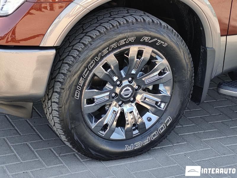 Nissan Titan 2018 — Миниатюра 23