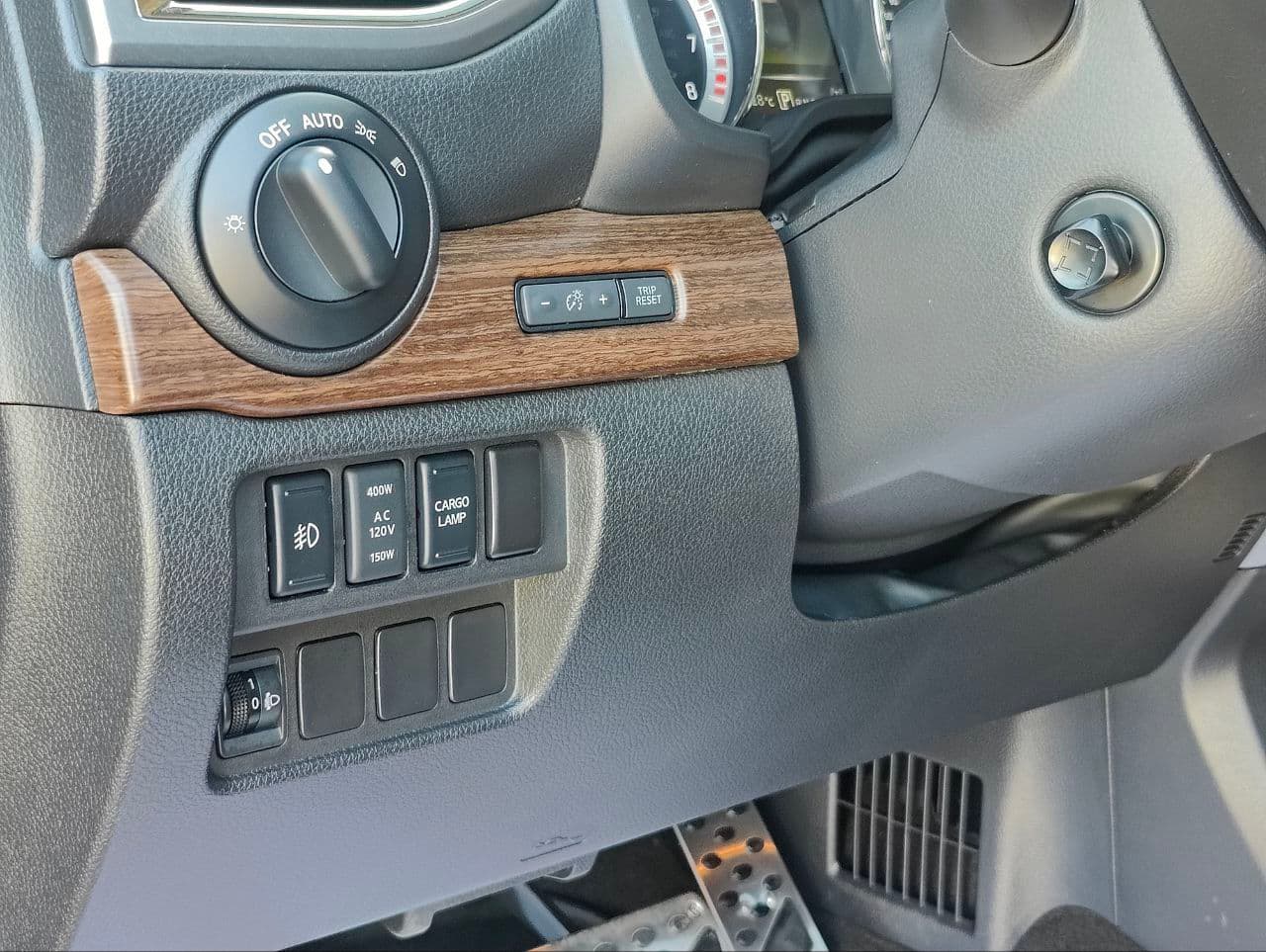 Nissan Titan 2018 — Миниатюра 18