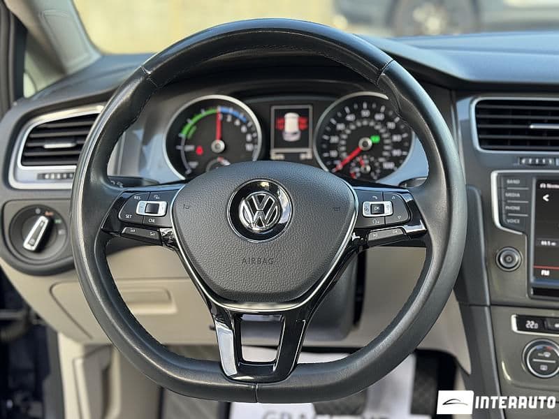 Volkswagen e-Golf 2016 — Миниатюра 7