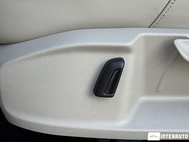 Volkswagen e-Golf 2016 — Миниатюра 20