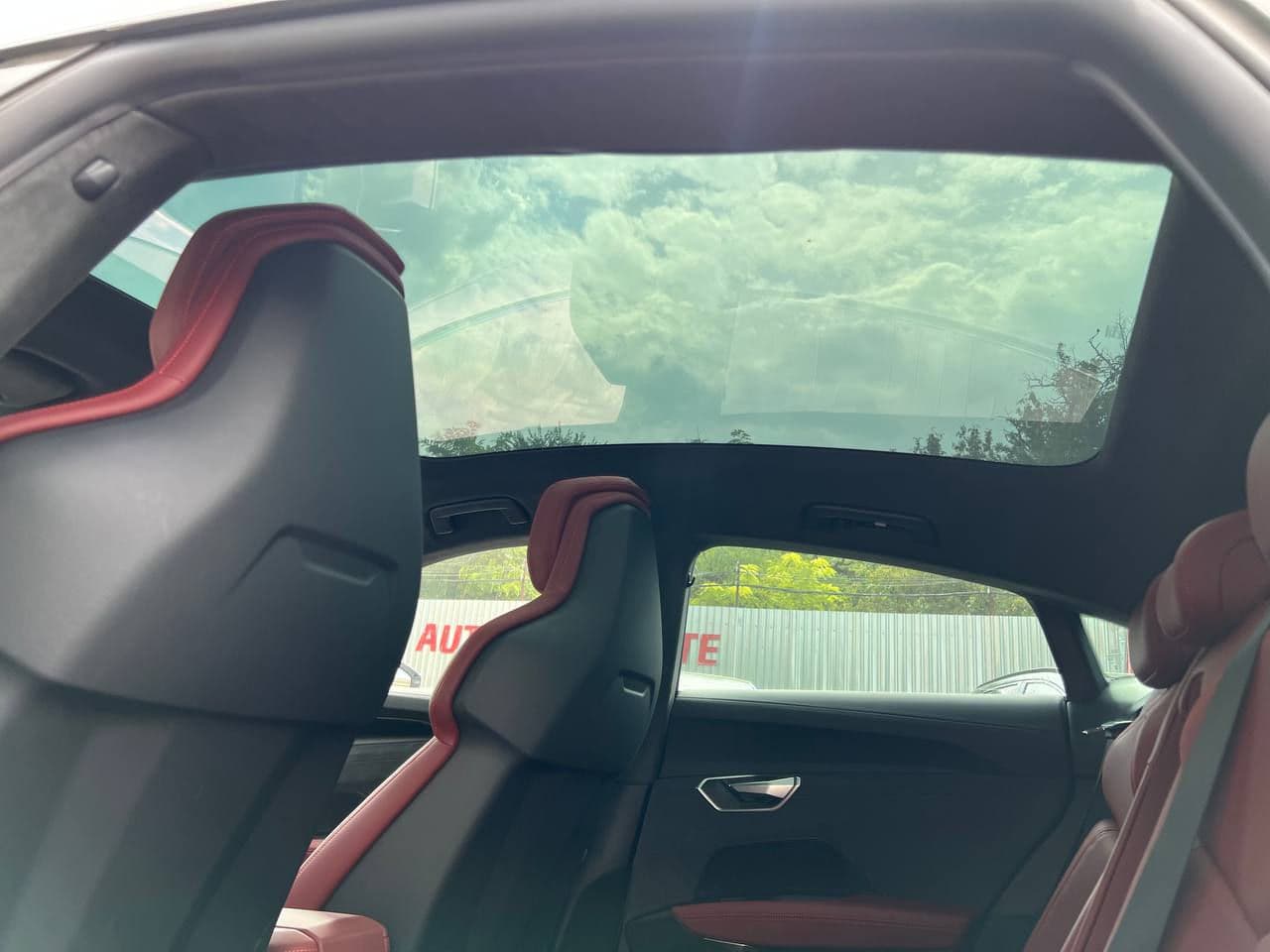 Audi RS E-tron GT 2023 — Миниатюра 15