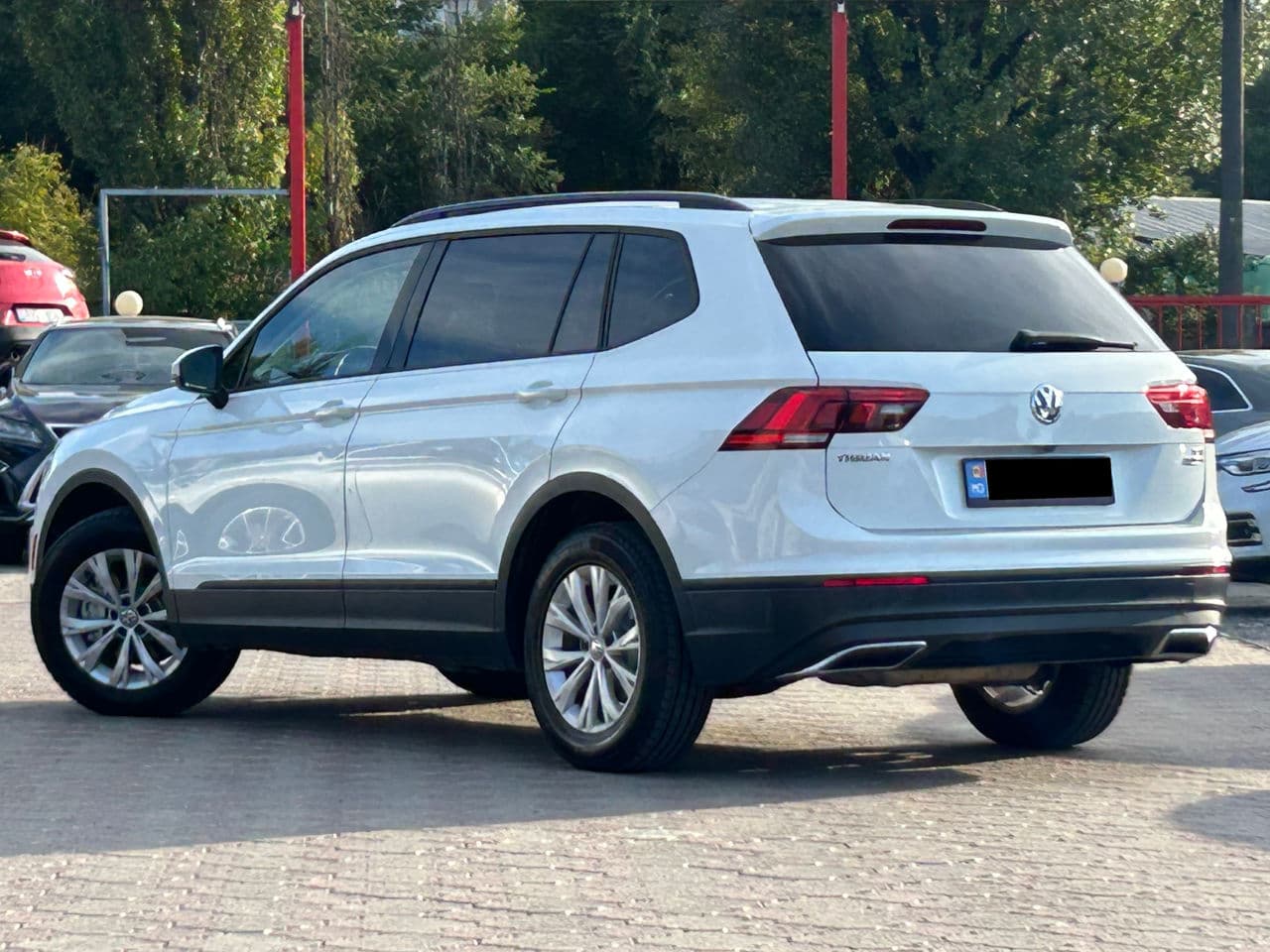 Volkswagen Tiguan 2017 — Миниатюра 2