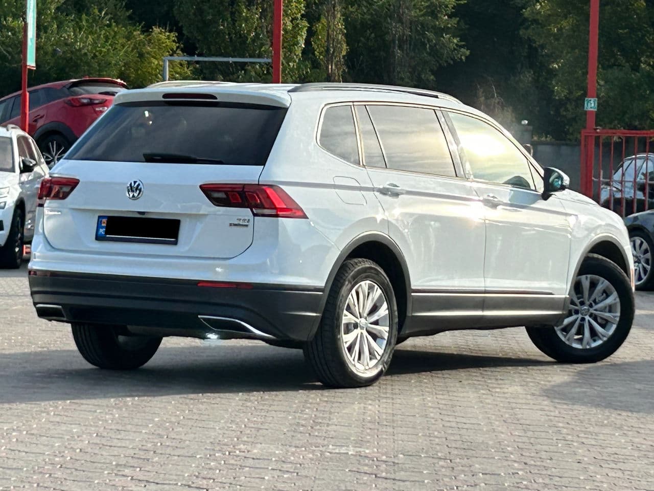 Volkswagen Tiguan 2017 — Миниатюра 3