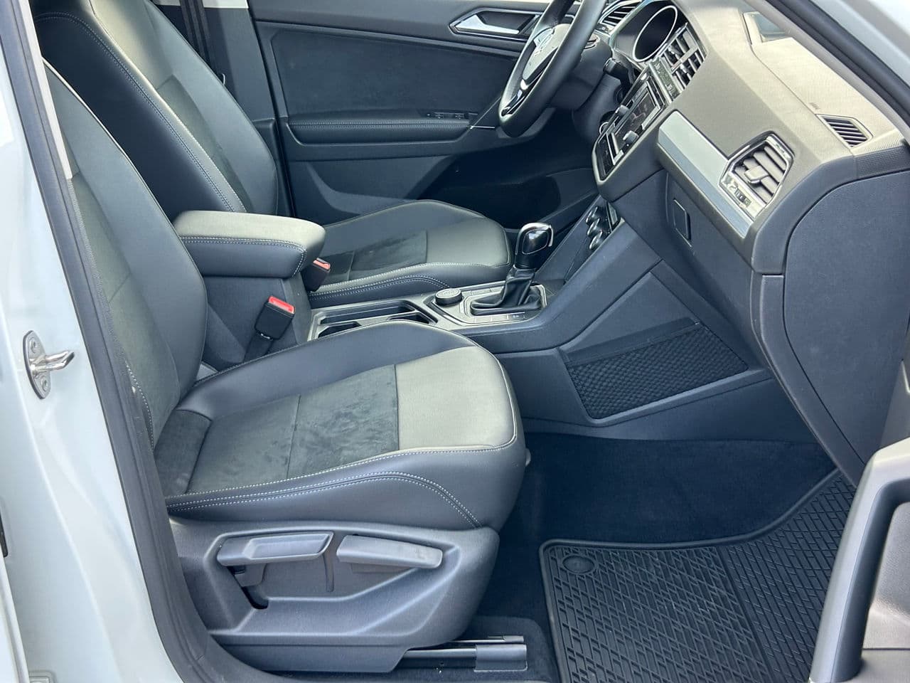 Volkswagen Tiguan 2017 — Миниатюра 14