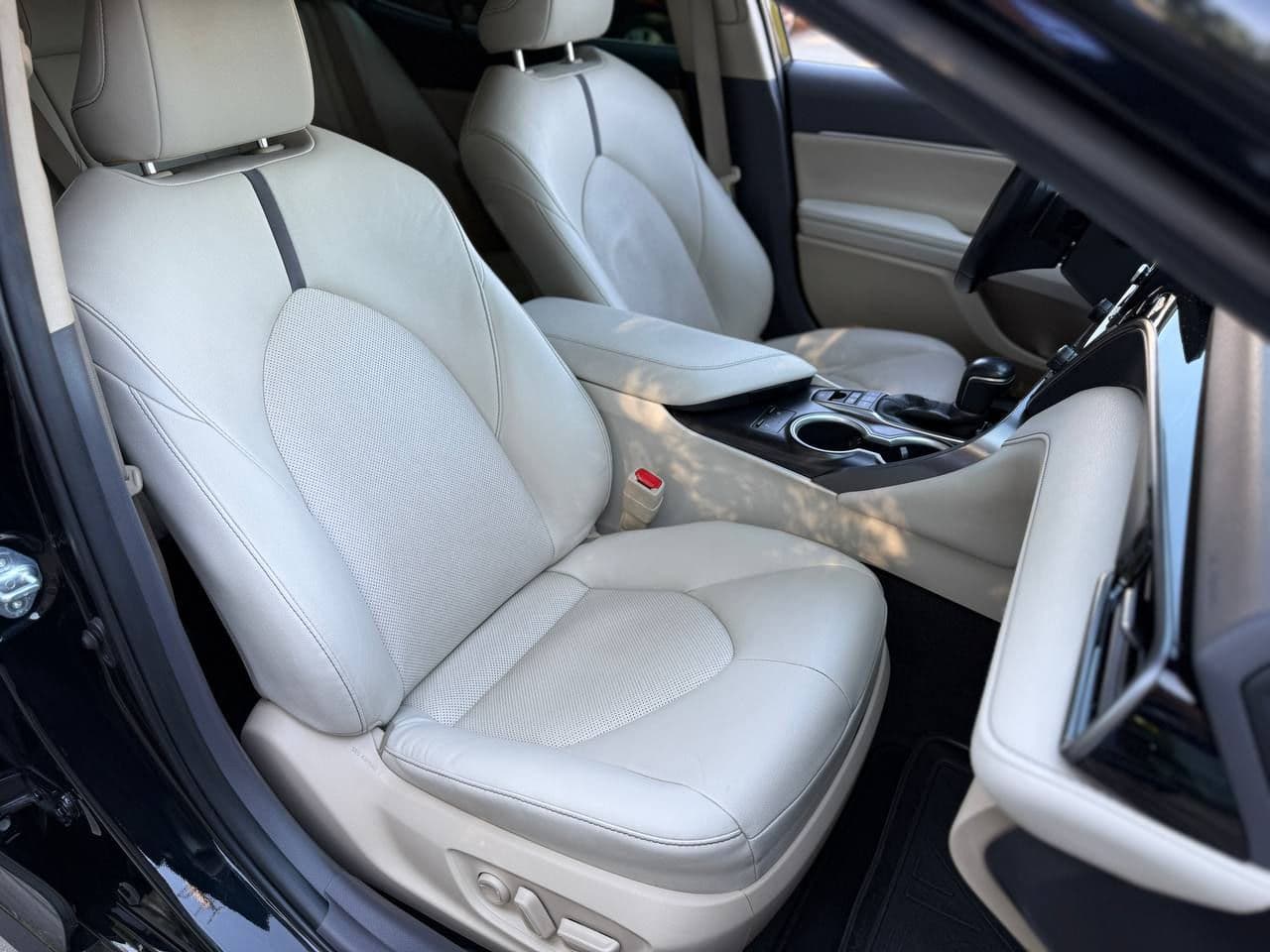 Toyota Camry 2021 — Миниатюра 7
