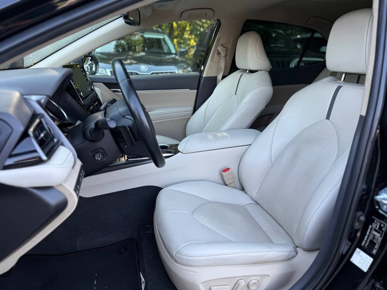 Toyota Camry 2021 — Миниатюра 5