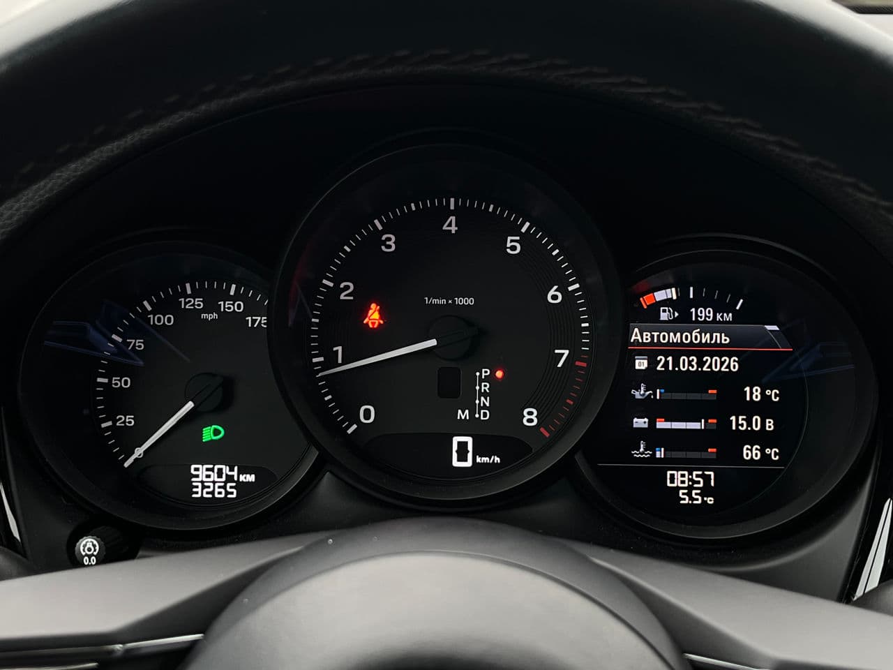 Porsche Macan 2022 — Миниатюра 15