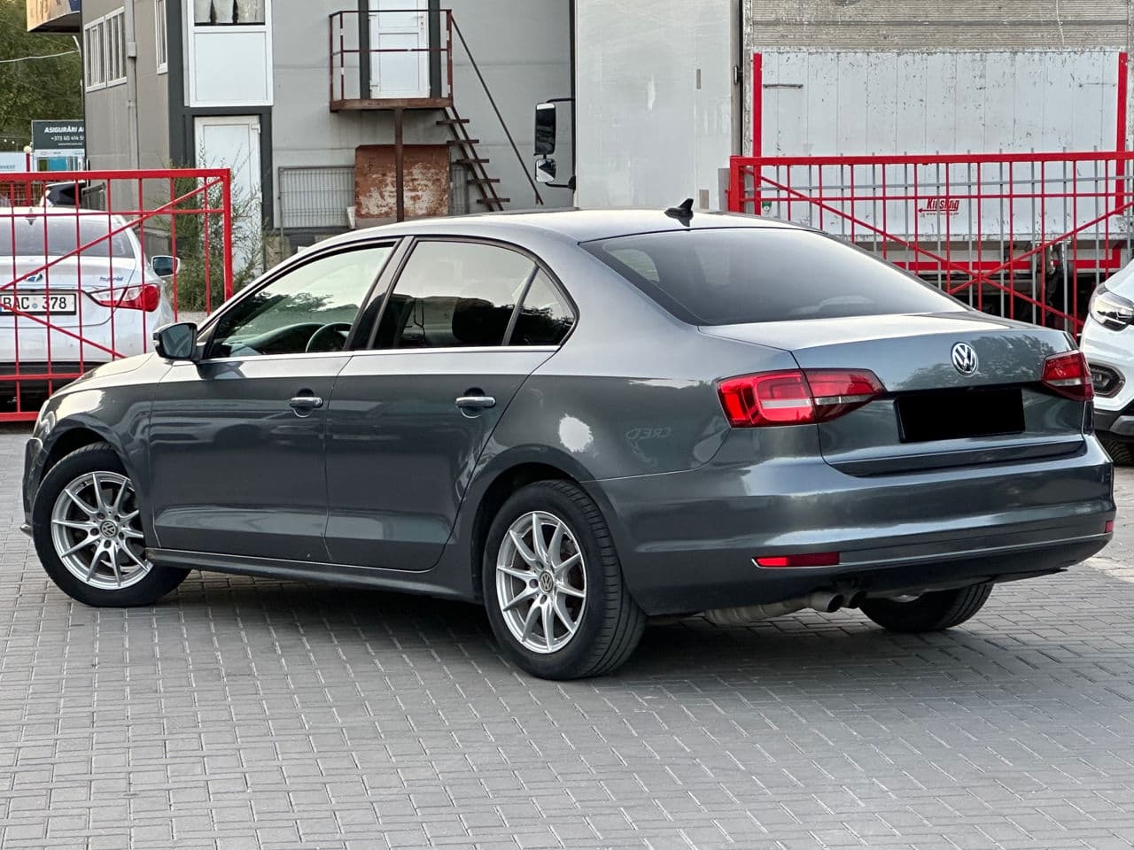 Volkswagen Jetta 2016 — Миниатюра 2