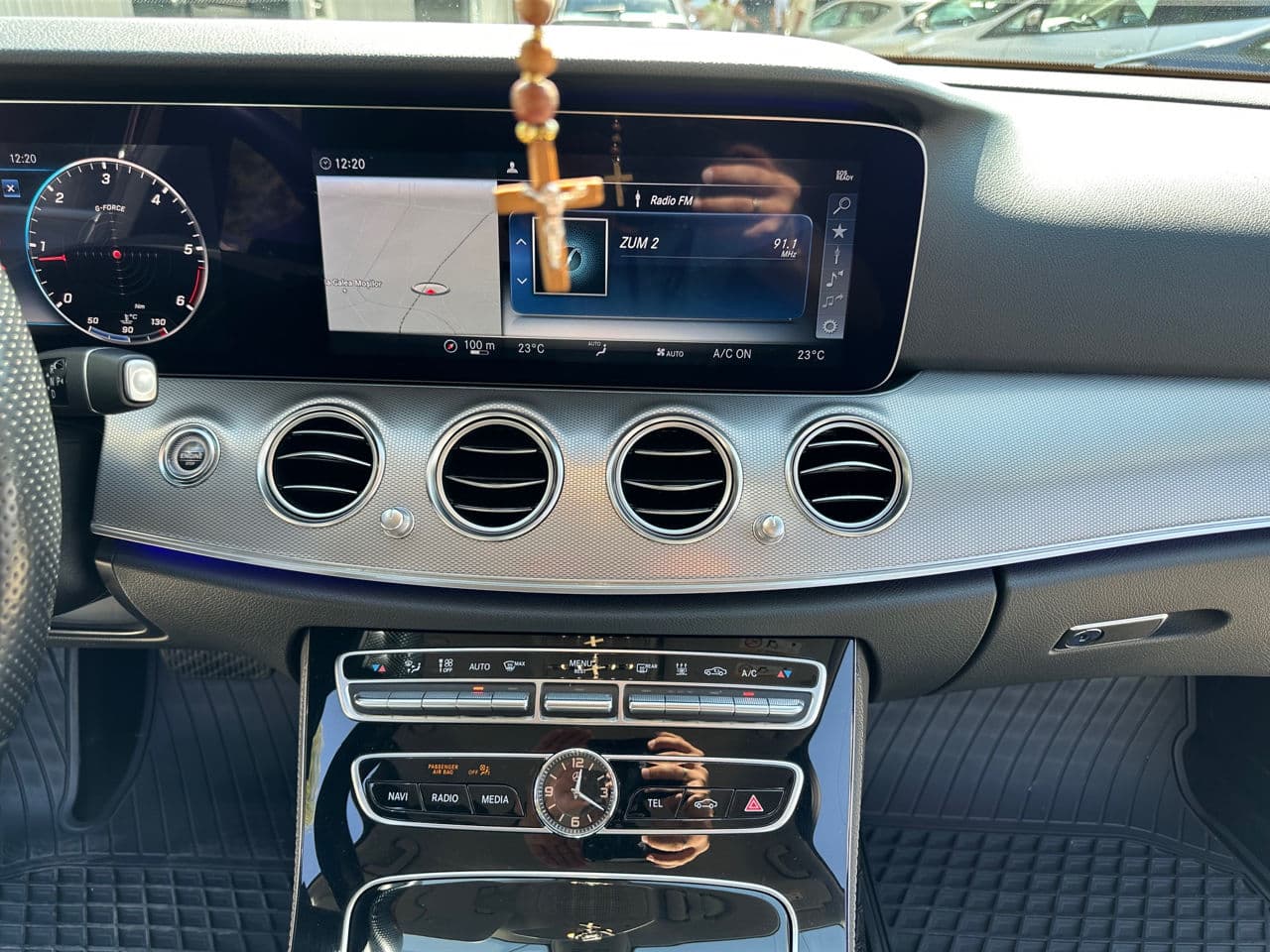 Mercedes E 200 2018 — Миниатюра 12