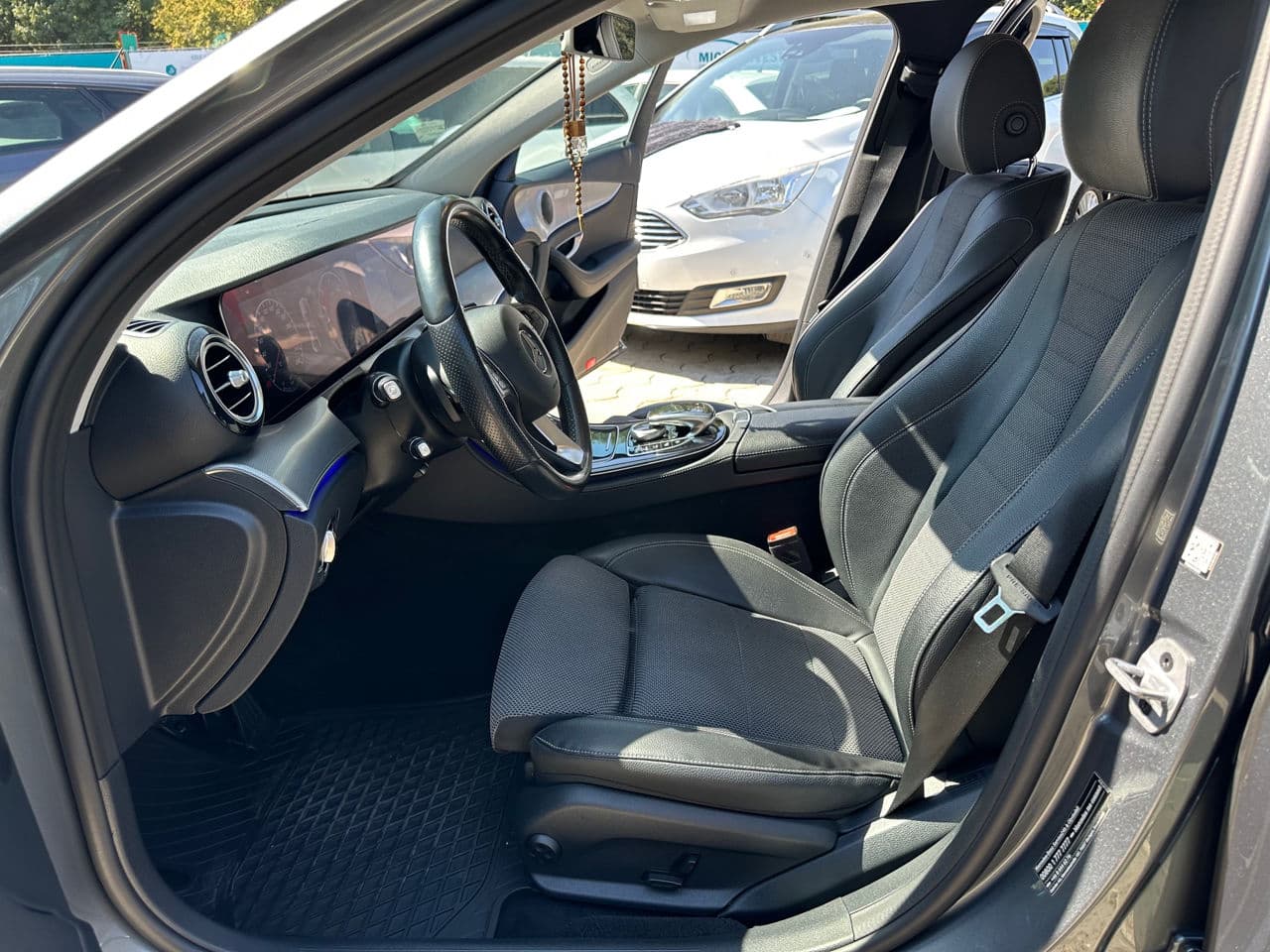 Mercedes E 200 2018 — Миниатюра 5