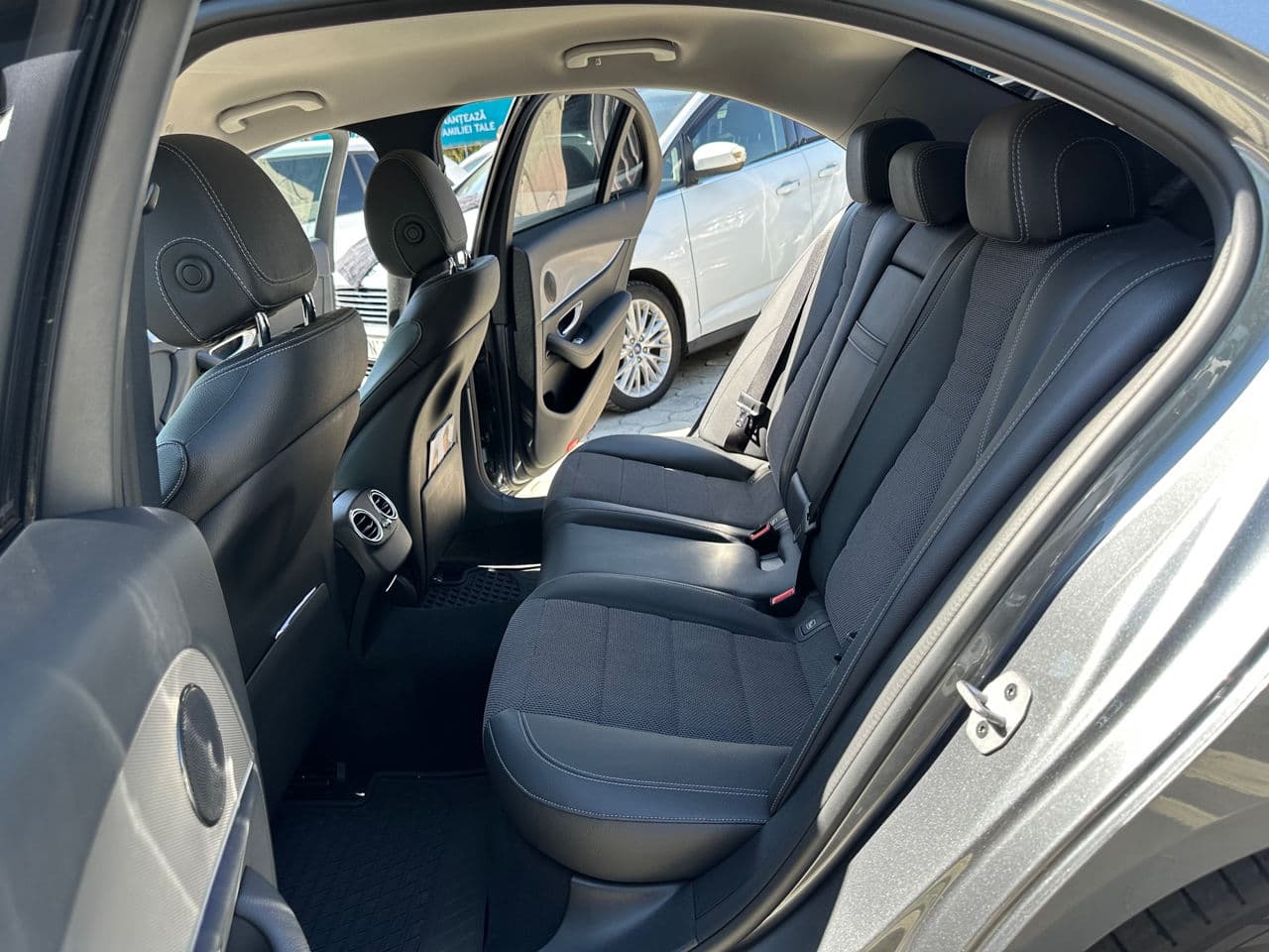 Mercedes E 200 2018 — Миниатюра 15