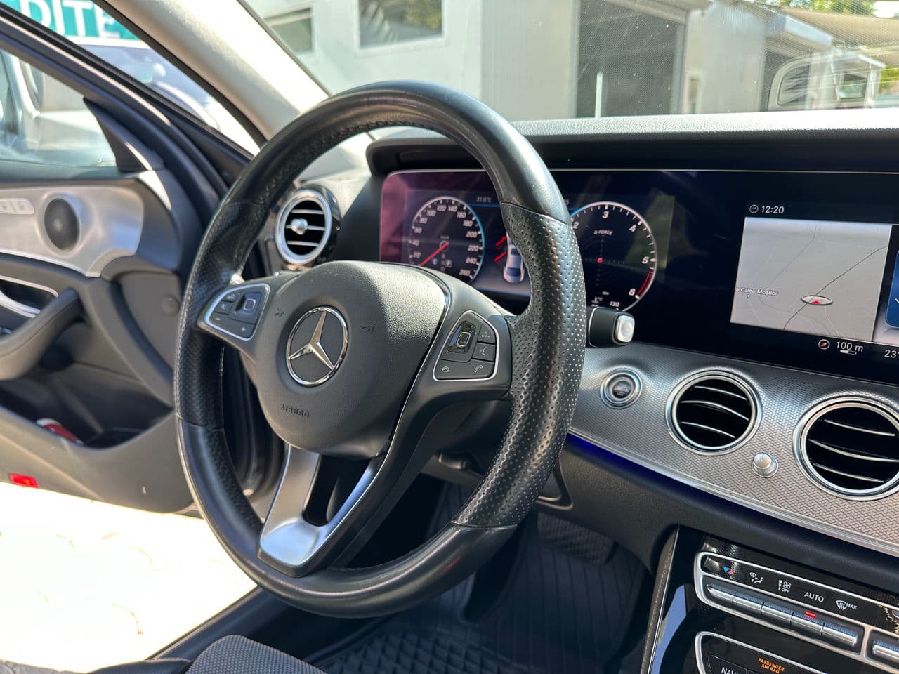 Mercedes E 200 2018 — Миниатюра 7