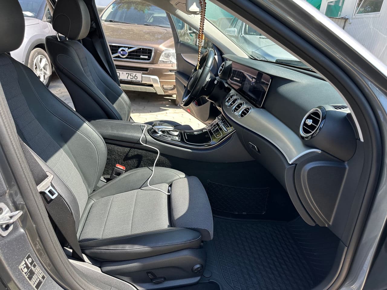 Mercedes E 200 2018 — Миниатюра 6