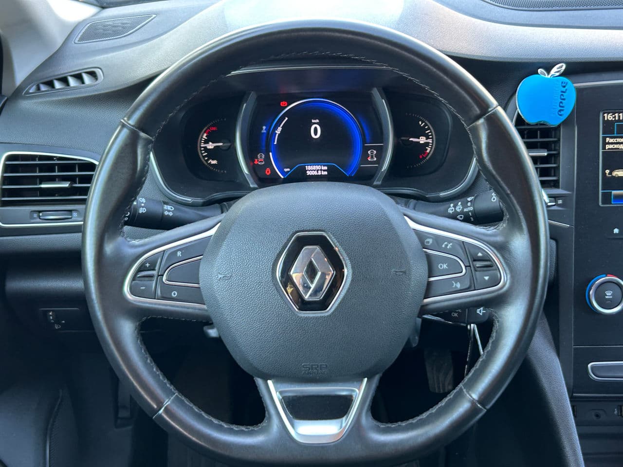 Renault Megane 2019 — Миниатюра 9