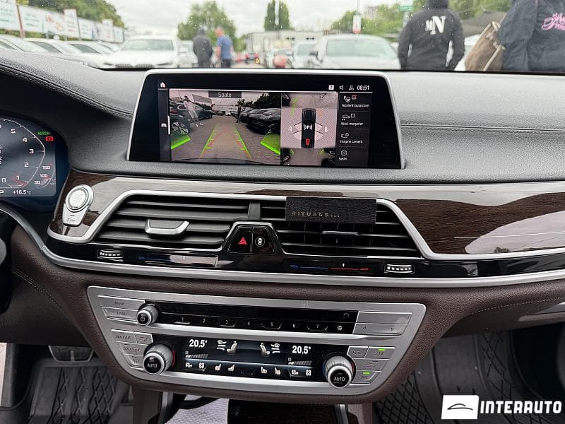 BMW 740 2020 — Миниатюра 10