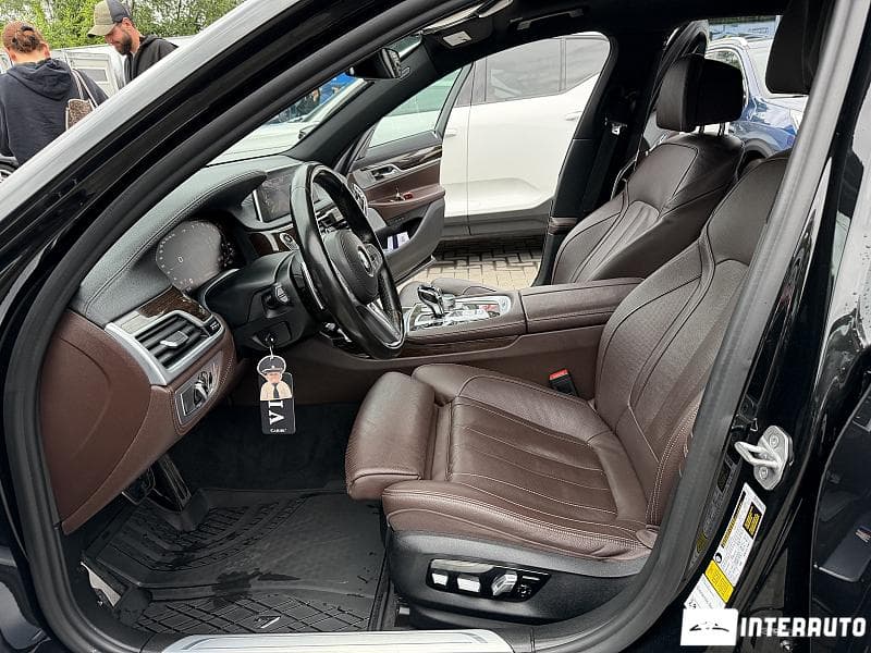 BMW 740 2020 — Миниатюра 7