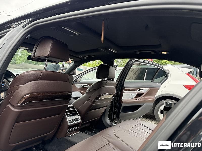BMW 740 2020 — Миниатюра 19