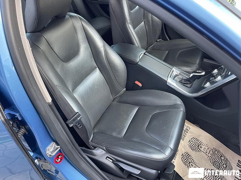Volvo S 60 2015 — Миниатюра 17